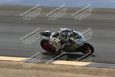 media/Apr-09-2022-SoCal Trackdays (Sat) [[c9e19a26ab]]/Bowl (120pm)/